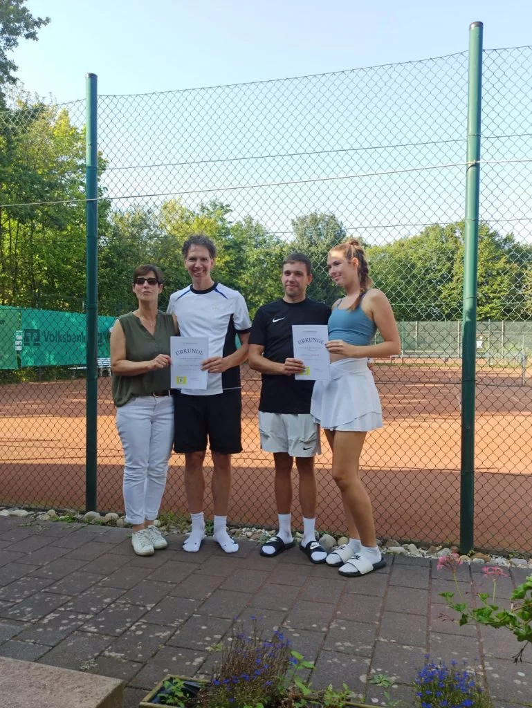 Siegerehrung der Vereins-Clubmeisterschaften 2025 beim TSC Oberbecksen-Bad Oeynhausen e.V.
